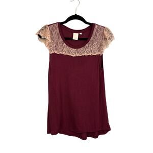 E by Eloise Anthropologie Womens Blouse Medium Burgundy Lace Trim Cap Sleeve Top
